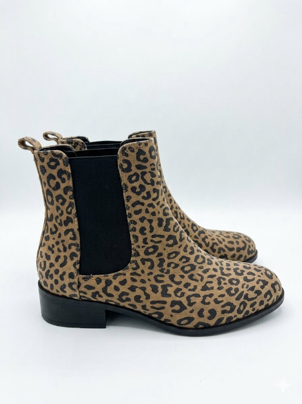 Kenneth Cole Reaction Salt Chelsea Boots Leopard Print Leather Size 8